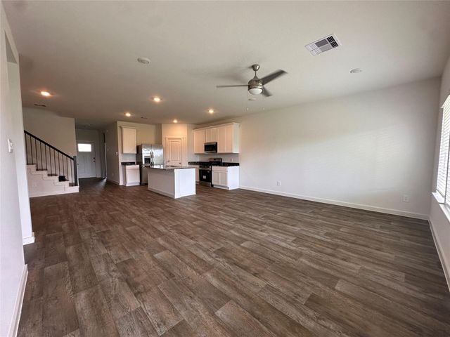 1543 Cinque Terre Way, Richmond, TX 77406