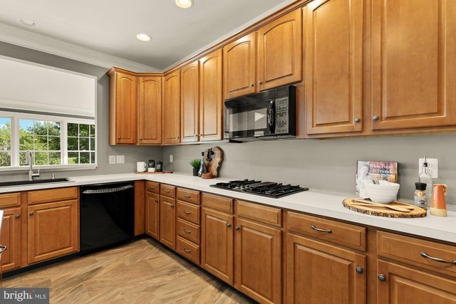 15177 GOLF VIEW DR, Haymarket, VA 20169