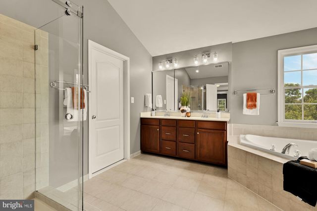 15177 GOLF VIEW DR, Haymarket, VA 20169