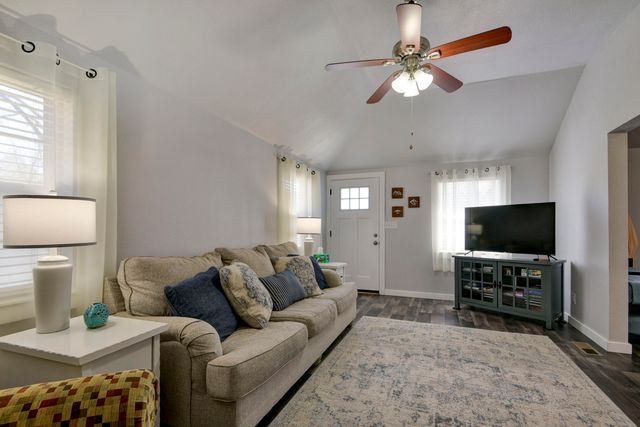 27601 Bramble Lane, Golden, MO 65658