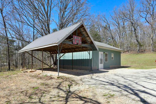 27601 Bramble Lane, Golden, MO 65658