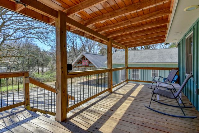 27601 Bramble Lane, Golden, MO 65658