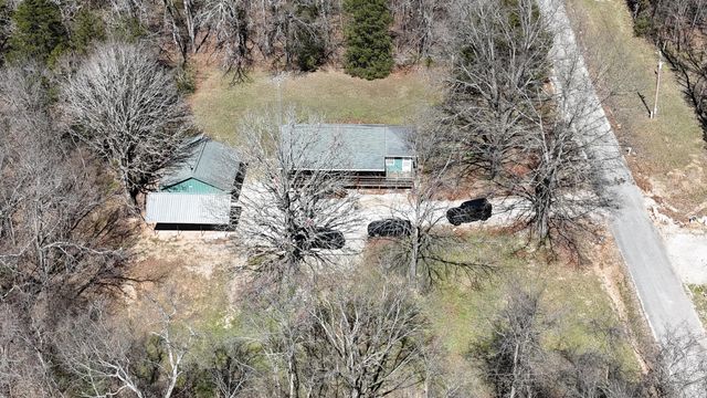 27601 Bramble Lane, Golden, MO 65658