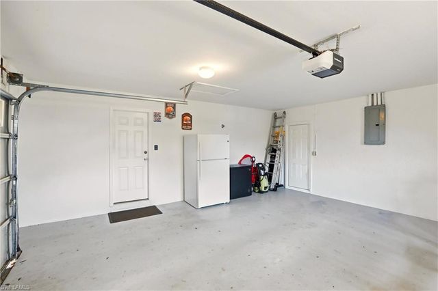 28820 Trenton CT, Bonita Springs, FL 34134