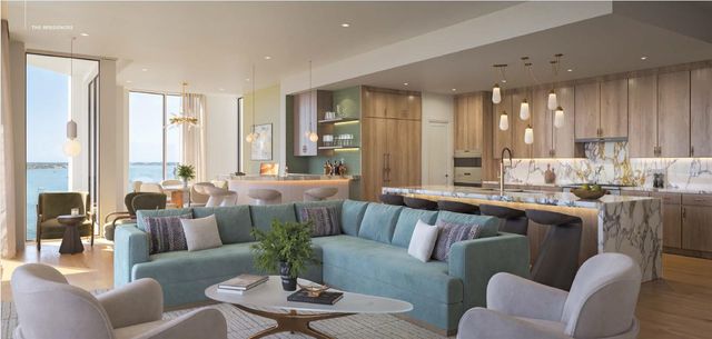 550 GOLDEN GATE POINT 404, Sarasota, FL 34236