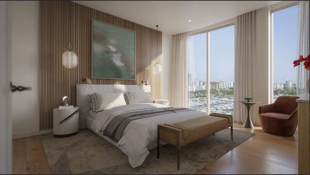 550 GOLDEN GATE POINT 404, Sarasota, FL 34236