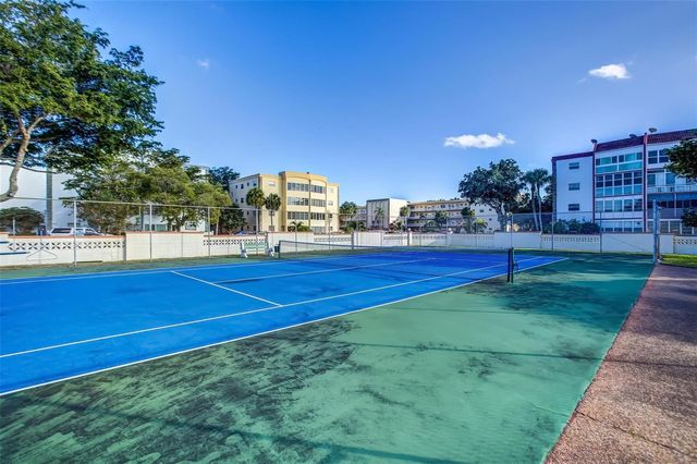4050 NW 42nd Avenue 312, Lauderdale Lakes, FL 33319