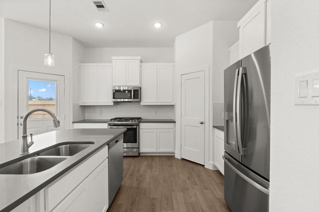 9442 Spring Rain Drive, Missouri City, TX 77459