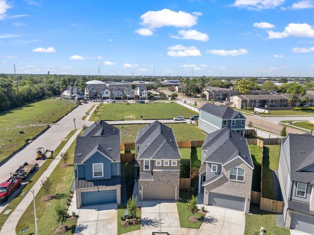 9442 Spring Rain Drive, Missouri City, TX 77459