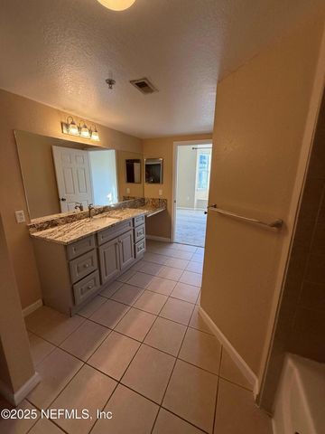 8550 TOUCHTON Road 1633, Jacksonville, FL 32216