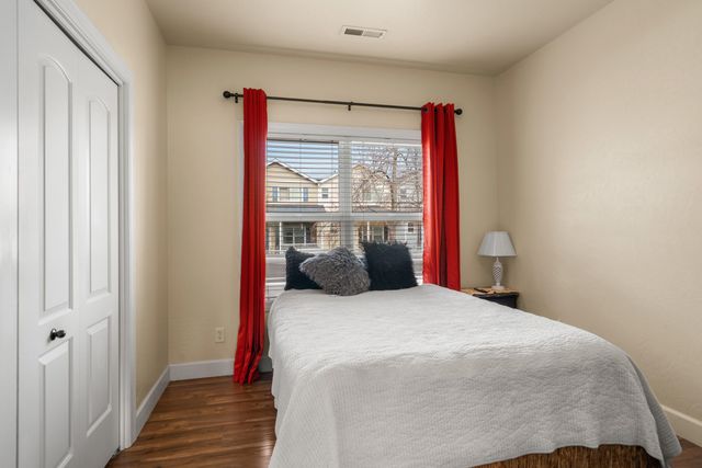 659 Blue Moon Drive, Central Point, OR 97502