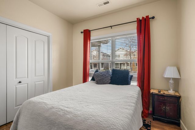 659 Blue Moon Drive, Central Point, OR 97502