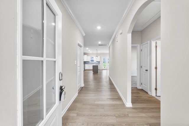 2704 Brewster Dr, Clarksville, TN 37042