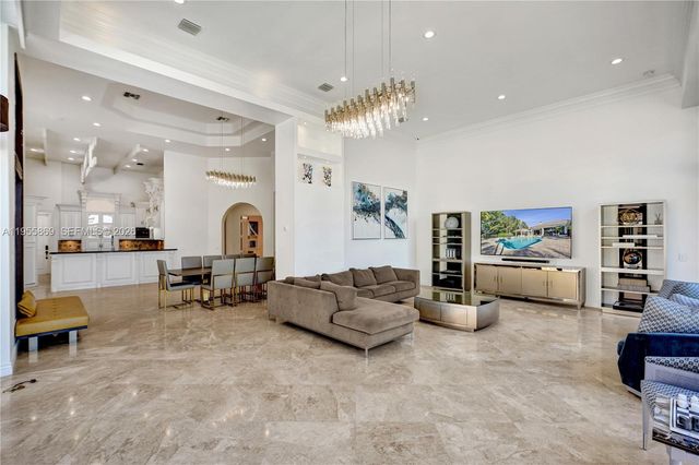 3175 Hunter Road, Weston, FL 33331