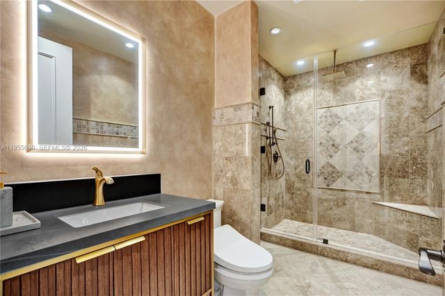 3175 Hunter Road, Weston, FL 33331