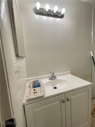 1413 Andalusia BLVD, Cape Coral, FL 33909