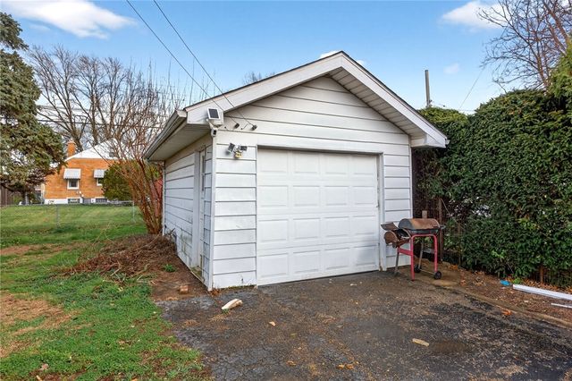 1522 Coventry Road, Dayton, OH 45410