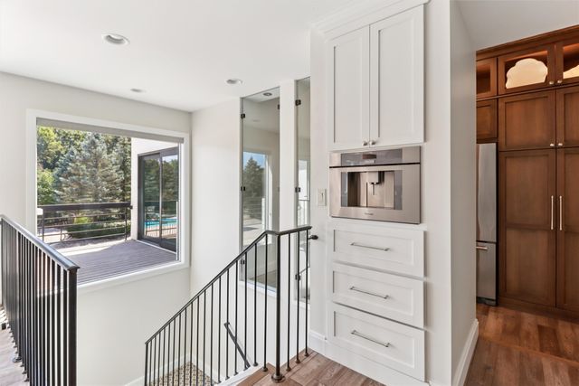 3700 Hidden Creek Drive, West Des Moines, IA 50265