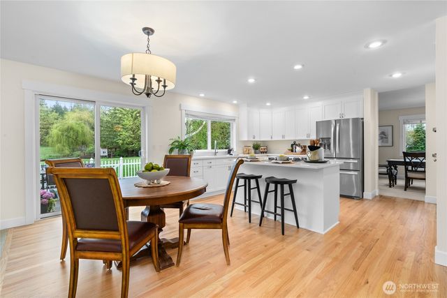 340 222nd Place SE, Sammamish, WA 98074