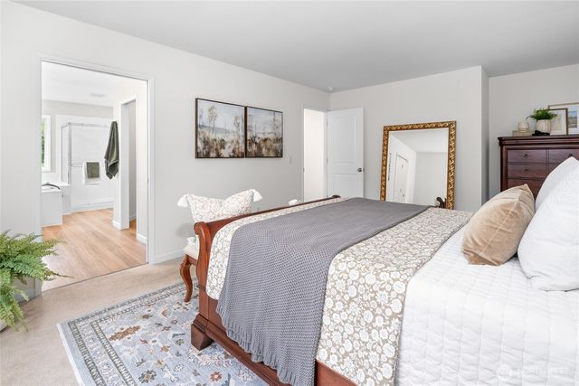 340 222nd Place SE, Sammamish, WA 98074