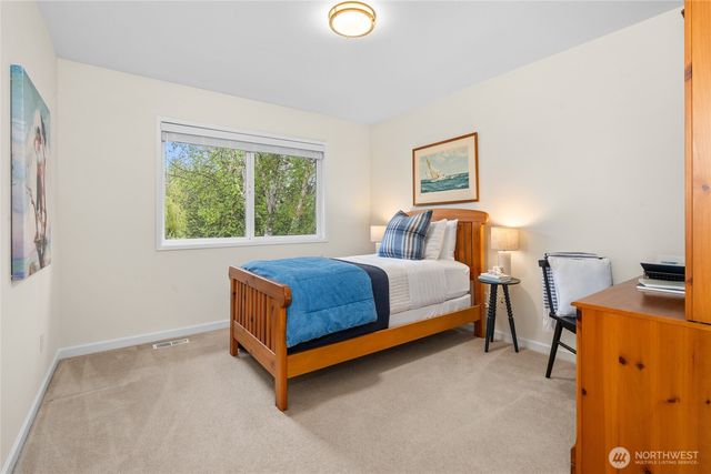 340 222nd Place SE, Sammamish, WA 98074