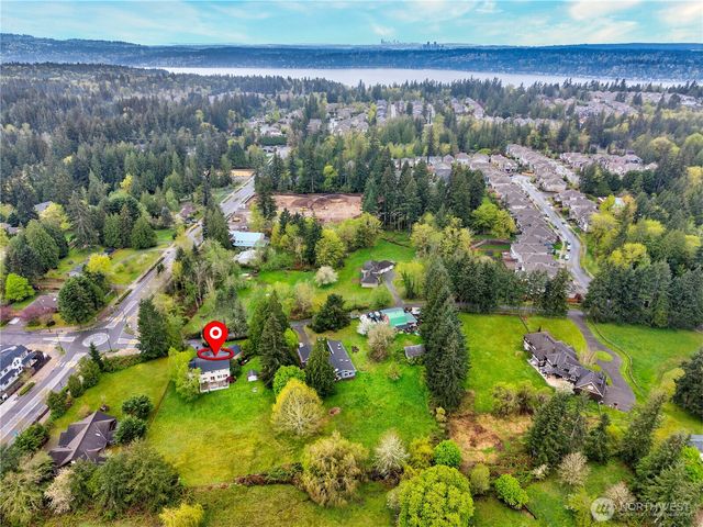340 222nd Place SE, Sammamish, WA 98074