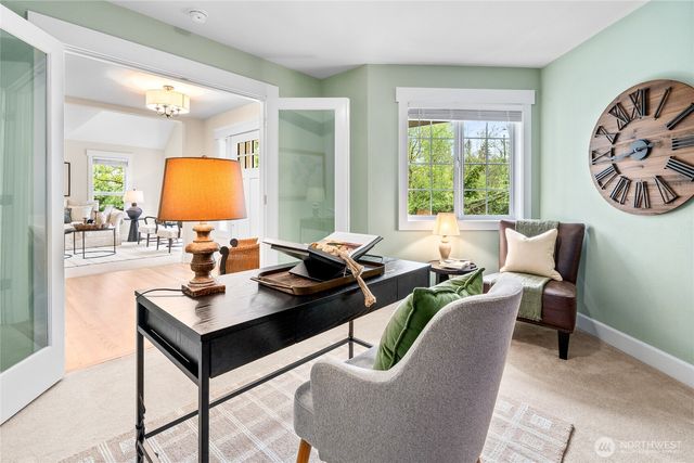 340 222nd Place SE, Sammamish, WA 98074