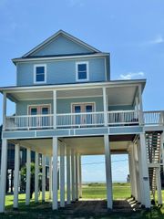 13014 Buccaneer Parkway, Freeport, TX 77541