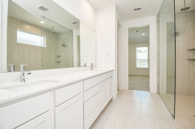 215 Springfield Terrace Court, Conroe, TX 77304