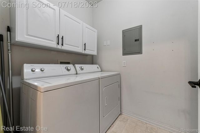 256 Constitution Street, Canton Charter Township, MI 48188