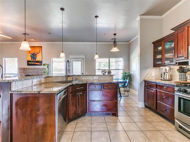 4905 NW 161st Terrace, Edmond, OK 73013