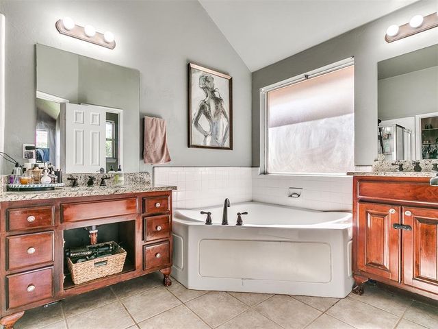 4905 NW 161st Terrace, Edmond, OK 73013