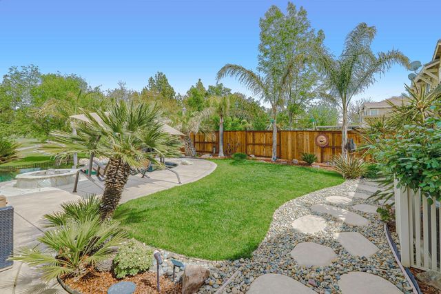 33426 Canvas Back St, Woodland, CA 95695