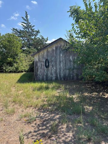 607 Clarendon Street, Mclean, TX 79057