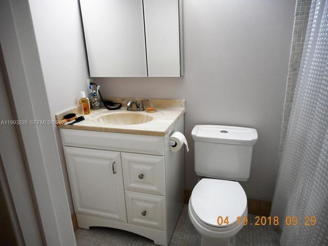 134 Coventry F 134, West Palm Beach, FL 33417