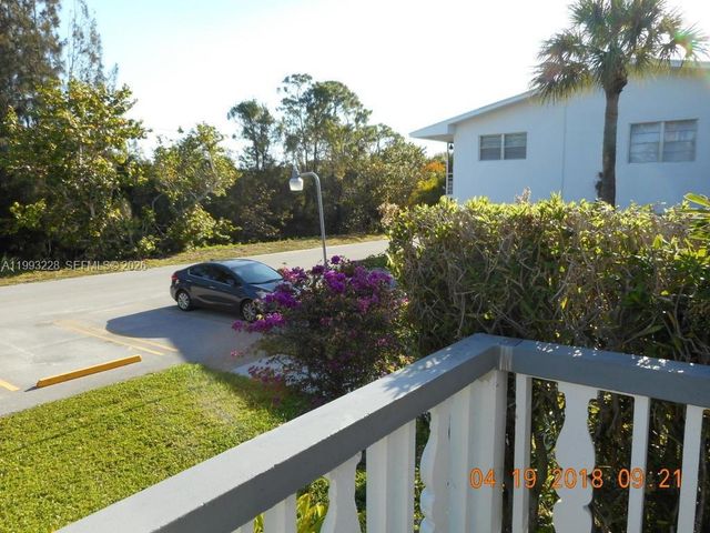 134 Coventry F 134, West Palm Beach, FL 33417