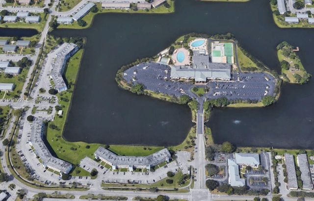 134 Coventry F 134, West Palm Beach, FL 33417