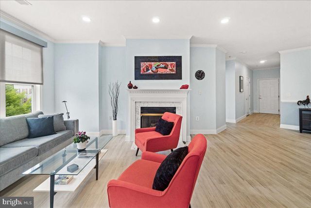 110 CHEVY CHASE ST #301, Gaithersburg, MD 20878