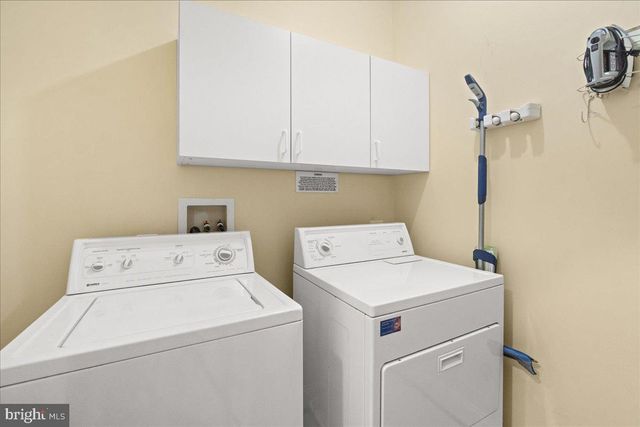 110 CHEVY CHASE ST #301, Gaithersburg, MD 20878