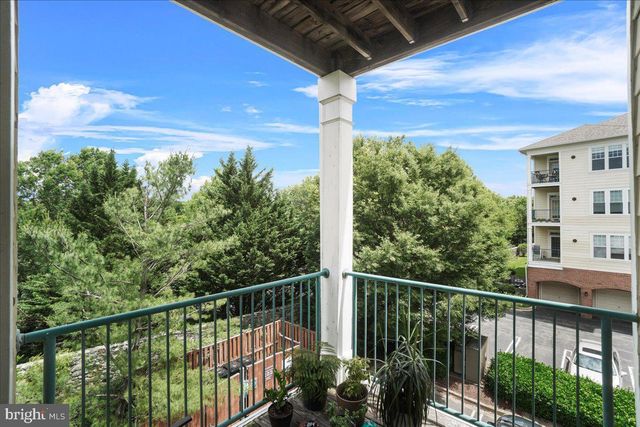 110 CHEVY CHASE ST #301, Gaithersburg, MD 20878