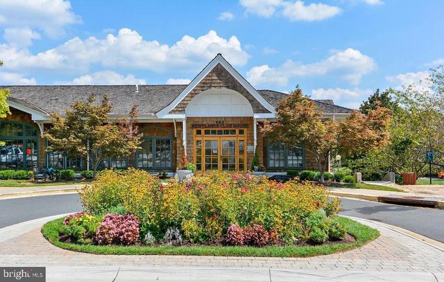 110 CHEVY CHASE ST #301, Gaithersburg, MD 20878