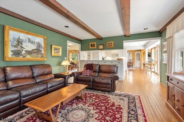 1407 Chapel Hill Rd, Mountainside Boro, NJ 07092