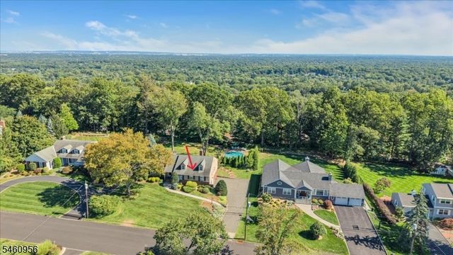 1407 Chapel Hill Rd, Mountainside Boro, NJ 07092