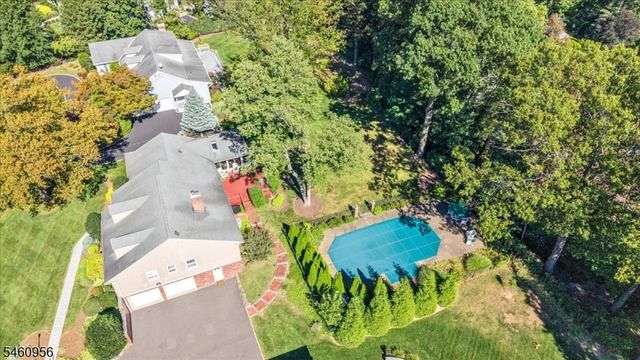 1407 Chapel Hill Rd, Mountainside Boro, NJ 07092