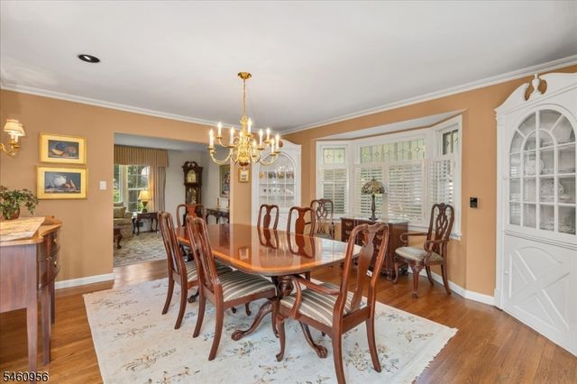 1407 Chapel Hill Rd, Mountainside Boro, NJ 07092