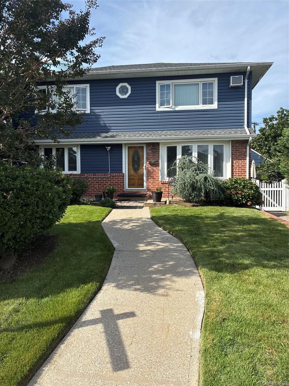 1607 Lydia Avenue, Elmont, NY 11003 — exterior