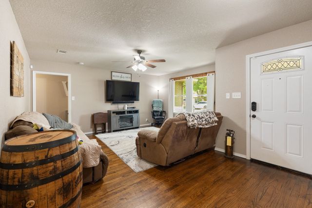1206 Bales Street, Cleburne, TX 76033