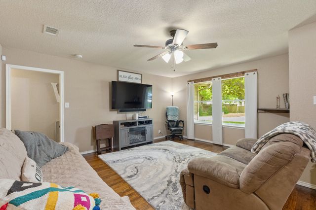 1206 Bales Street, Cleburne, TX 76033
