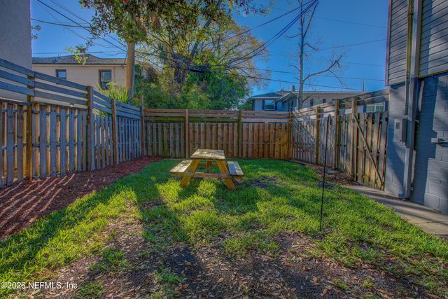 1827 CHERRY Street, Jacksonville, FL 32205