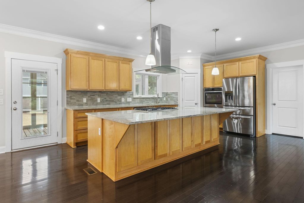 Image 10 of property listing at 2042 Pinopolis Road, Pinopolis, SC 29469